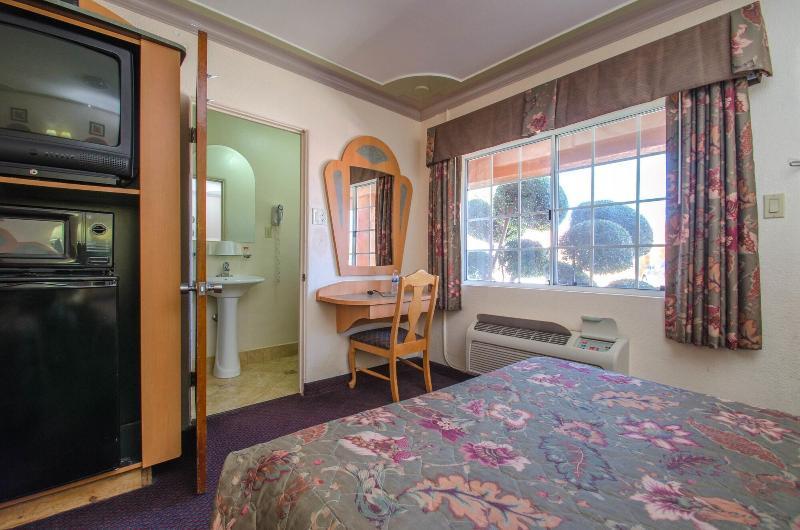 Motel Economy Banos Los Baños