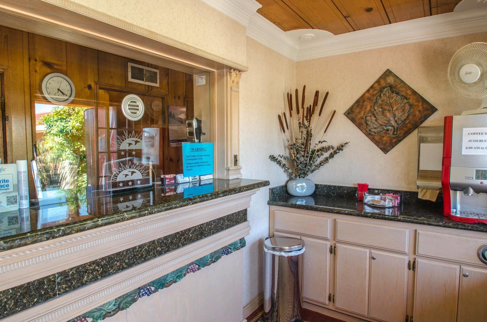 Economy Banos Motel