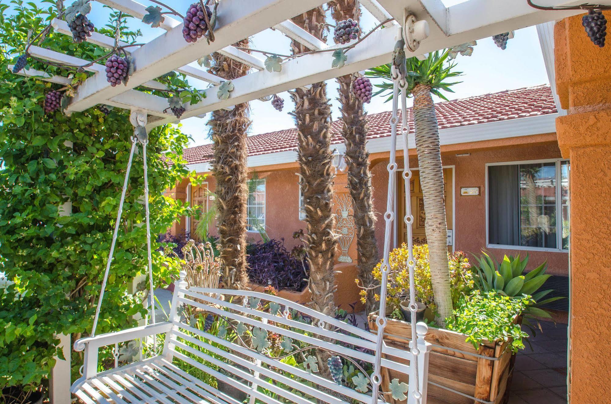 Economy Banos Motel
